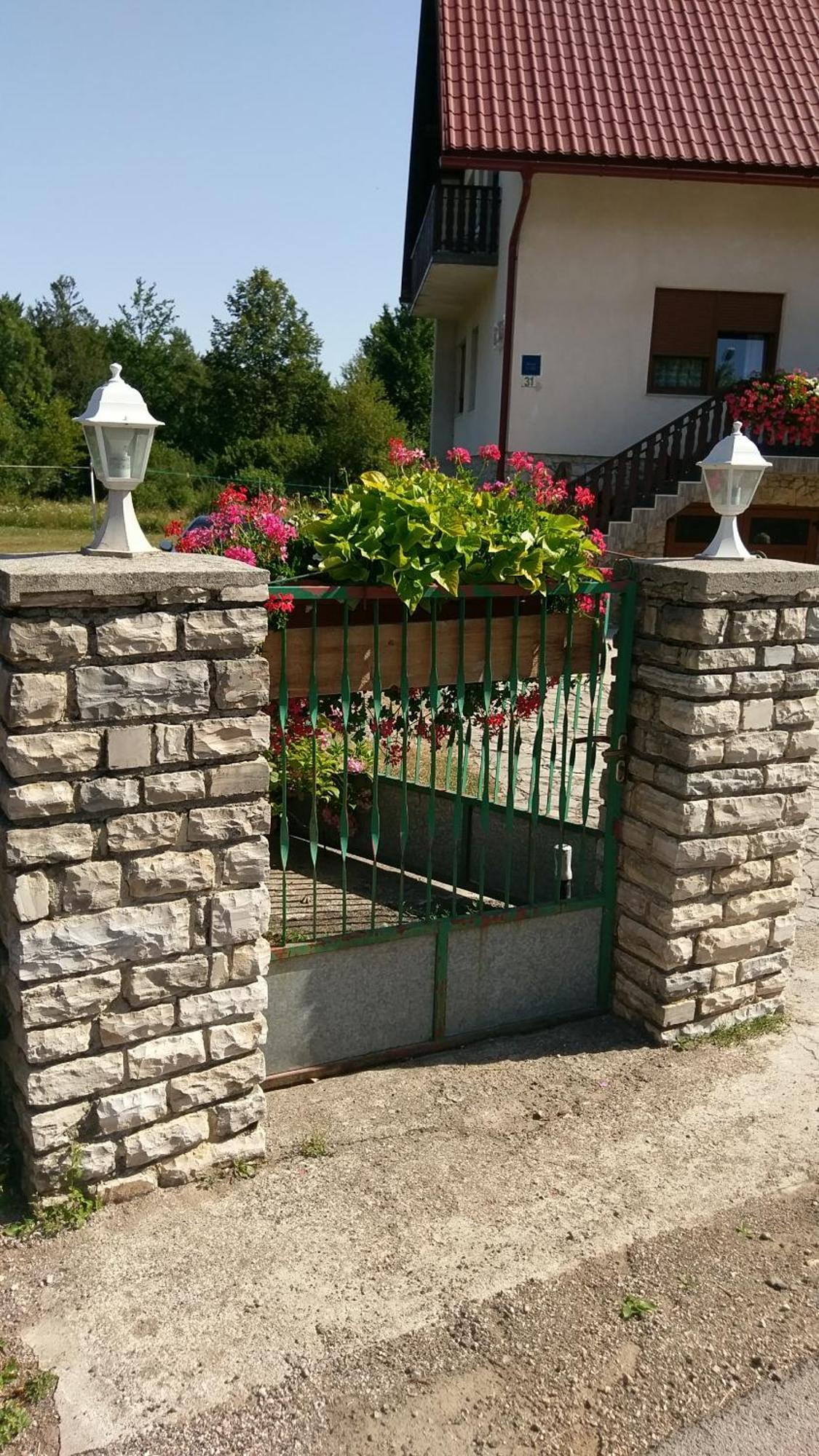Plitvice House Milan Hotel Jezerce Exterior photo
